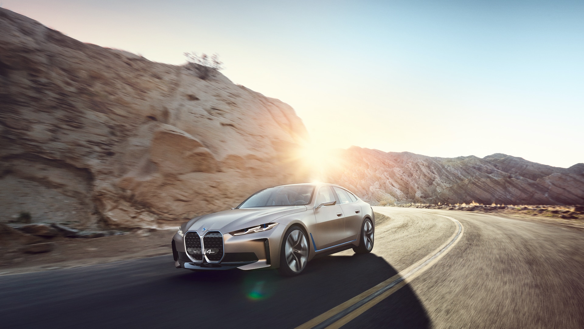 Ladda BMW I4 hemma