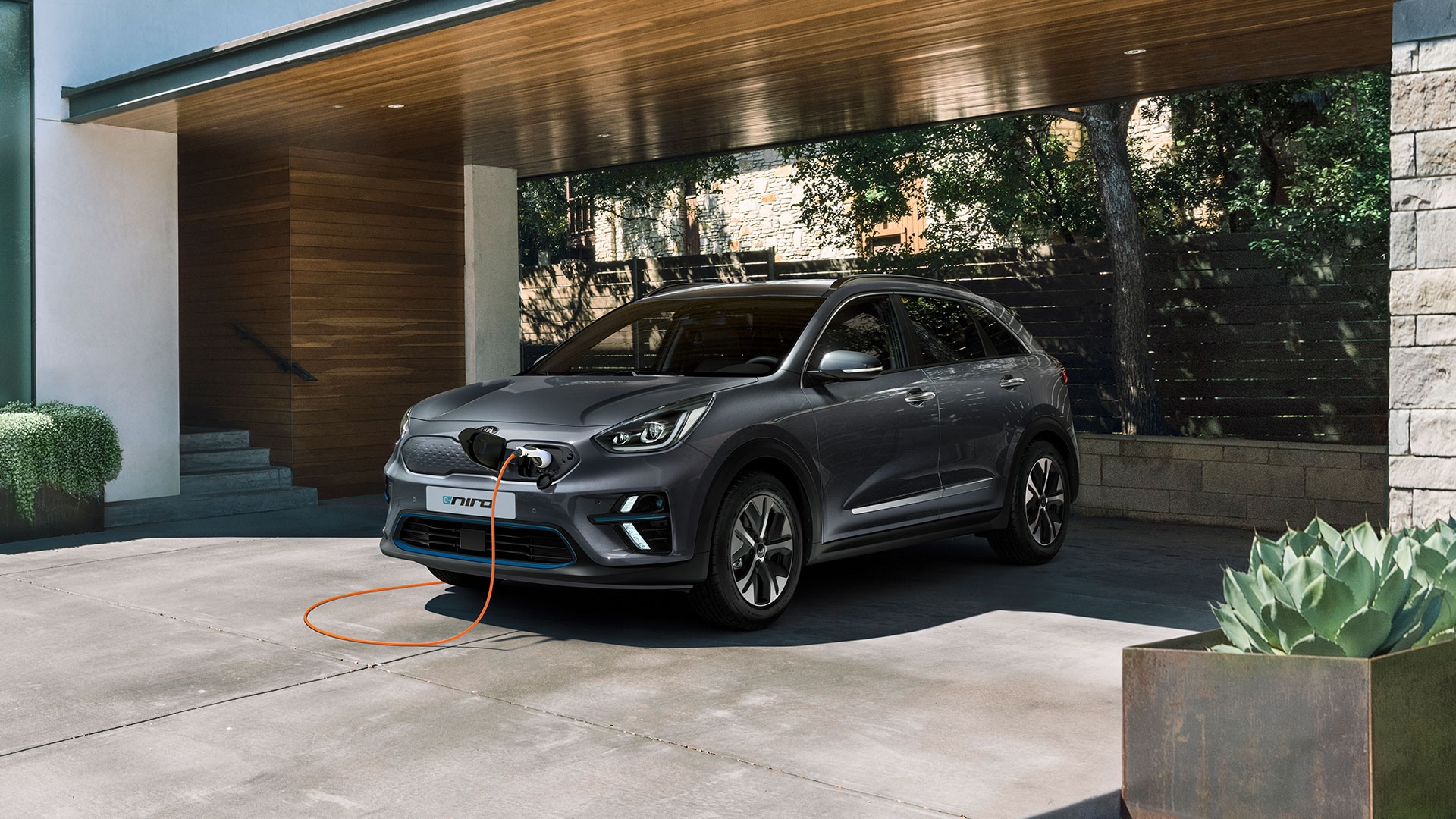 Ladda Kia E-niro hemma