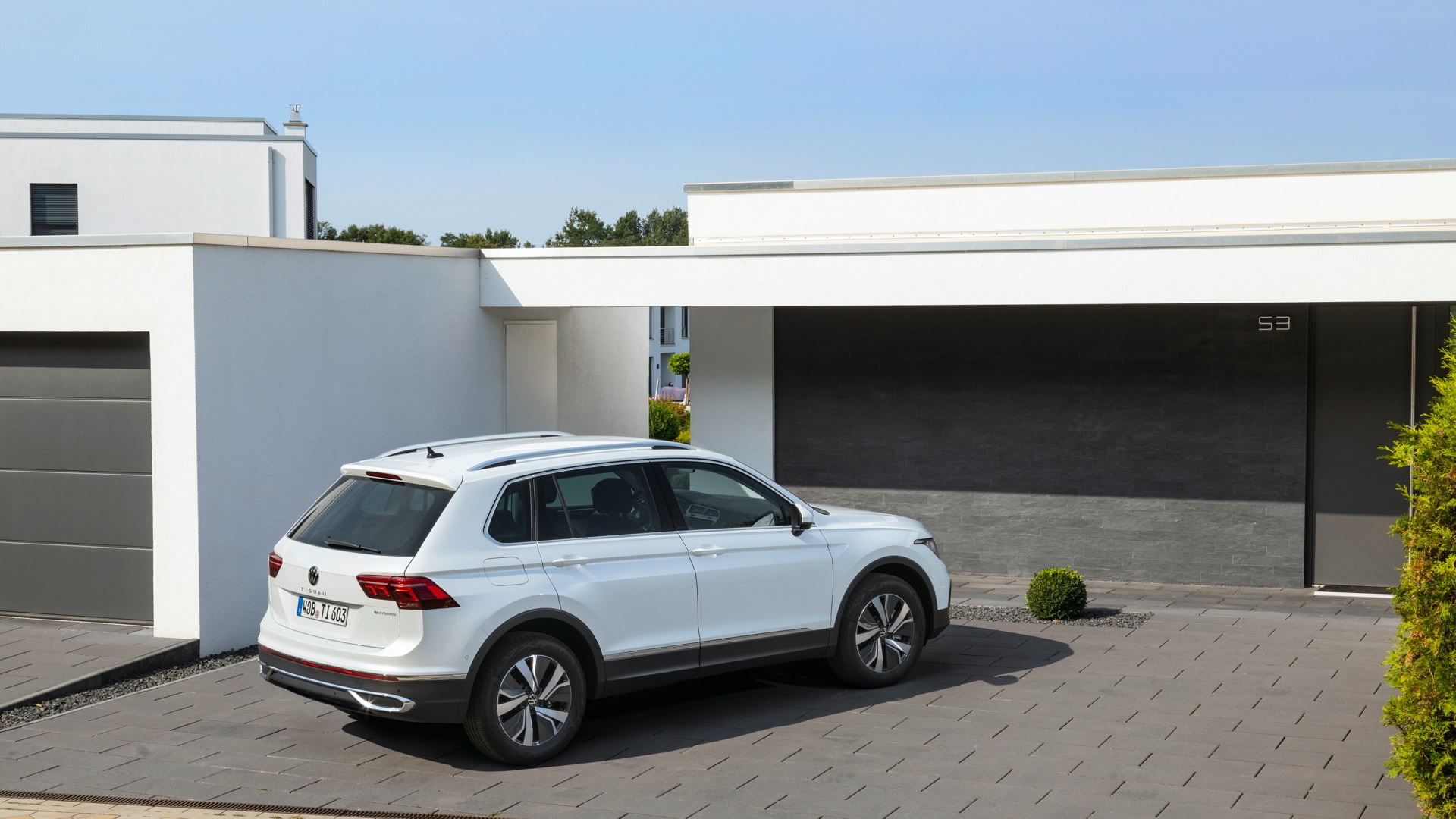Ladda Volkswagen Tiguan hemma