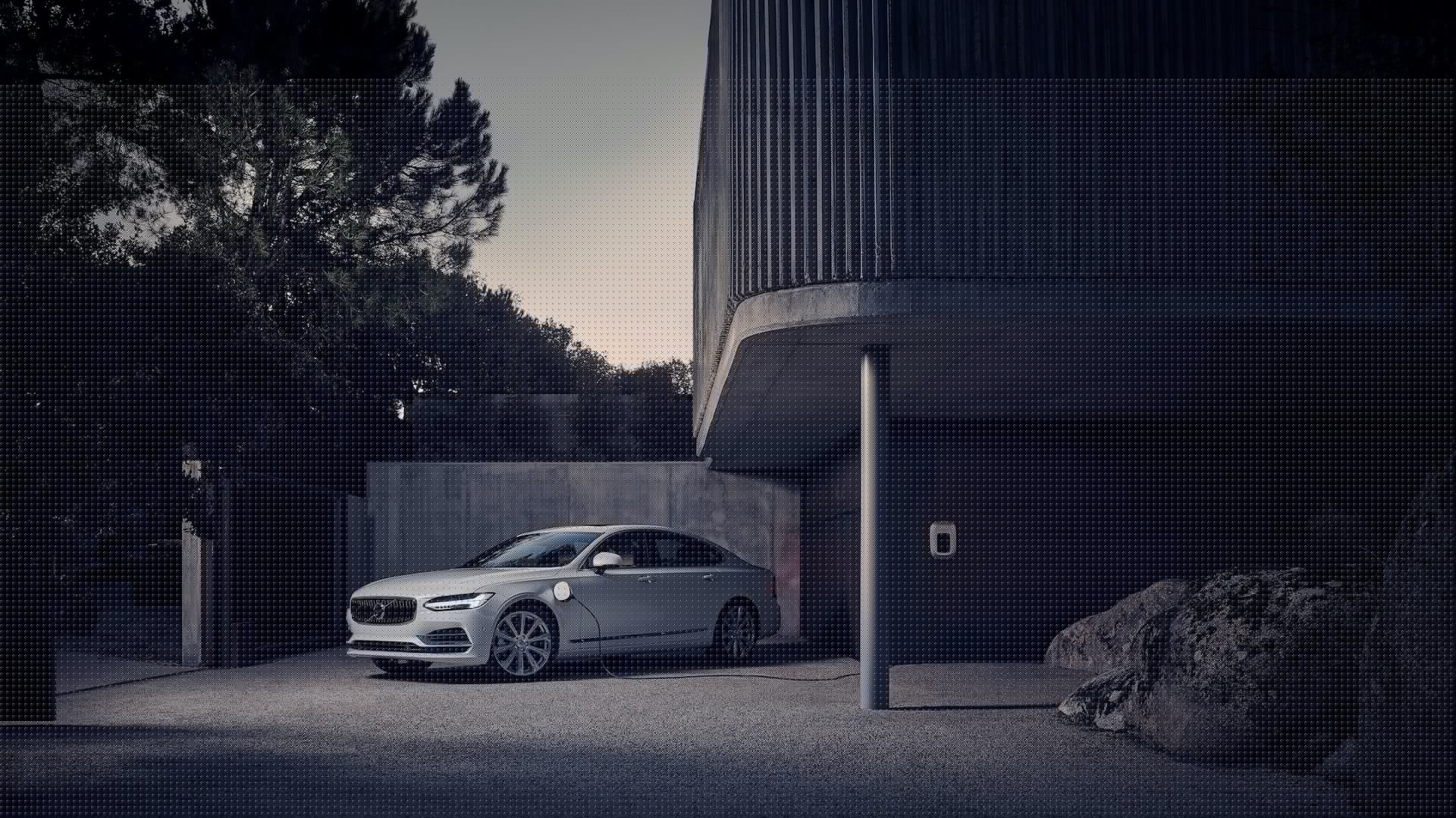 Ladda Volvo S90 Recharge hemma